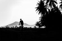 Load image into Gallery viewer, Bali 6am Mario Stefanelli