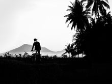 Load image into Gallery viewer, Bali 6am Mario Stefanelli