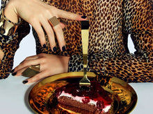 Load image into Gallery viewer, Dessert Hunt IKONICK Original