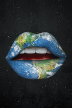 Load image into Gallery viewer, Earth Lips IKONICK Original