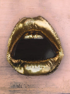 Gold Lips IKONICK Original 