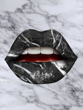 Load image into Gallery viewer, Marble Lips IKONICK Original 