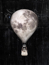 Load image into Gallery viewer, Moon Balloon IKONICK Original 